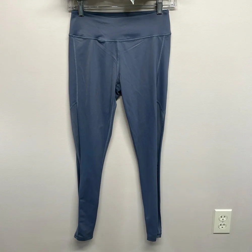 NWOT Victoria’s Secret Victoria Sport Leggings Mesh Side Panel S